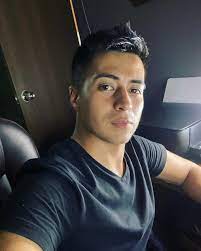 <em>Alex.G</em>